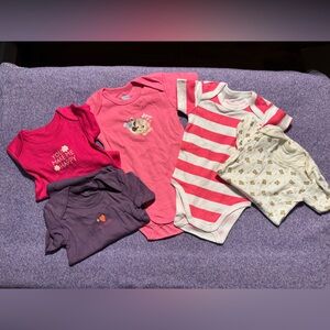 NEW Girls Pink & Purple Sleep and Play Bodysuit Set